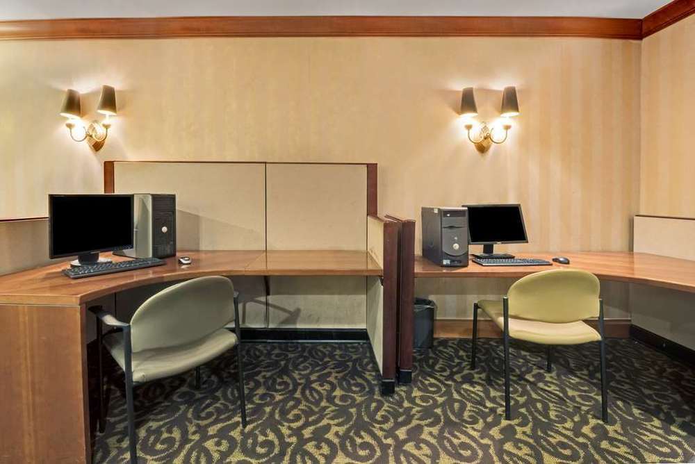 Clarion Hotel Park Central 达拉斯 设施 照片